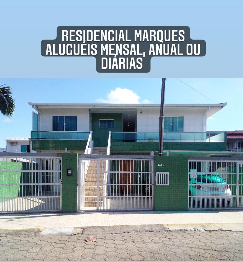 Апартаменти Residencial Marques Навегантіс Екстер'єр фото